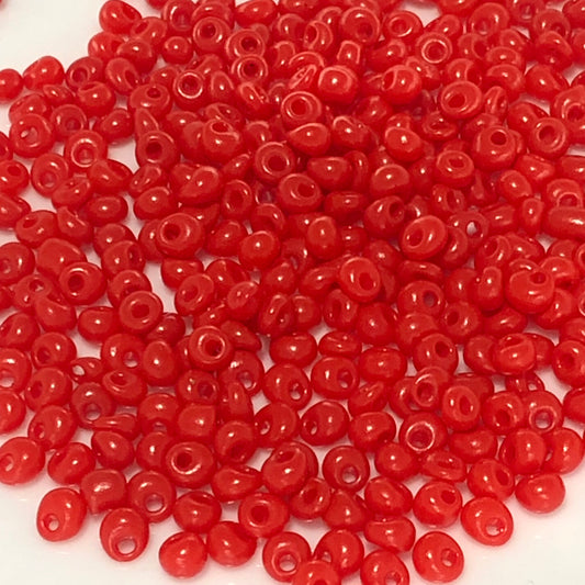 Perles de goutte de verre rouge opaque, moyenne. 4 mm - 5 grammes