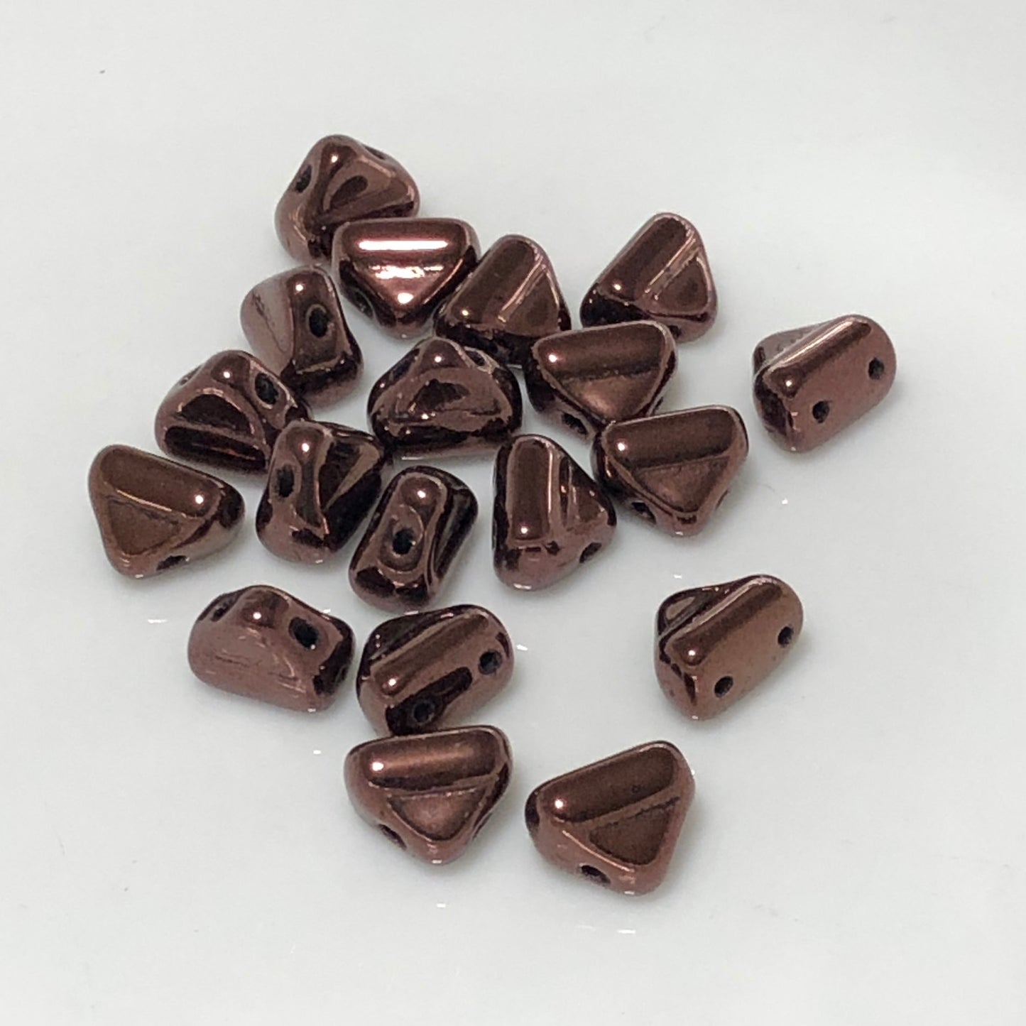 Half Silky 2-díra 8 x 6 mm 23980-15726 Jet Lila Vega Luster Czech Beads -20 Beads