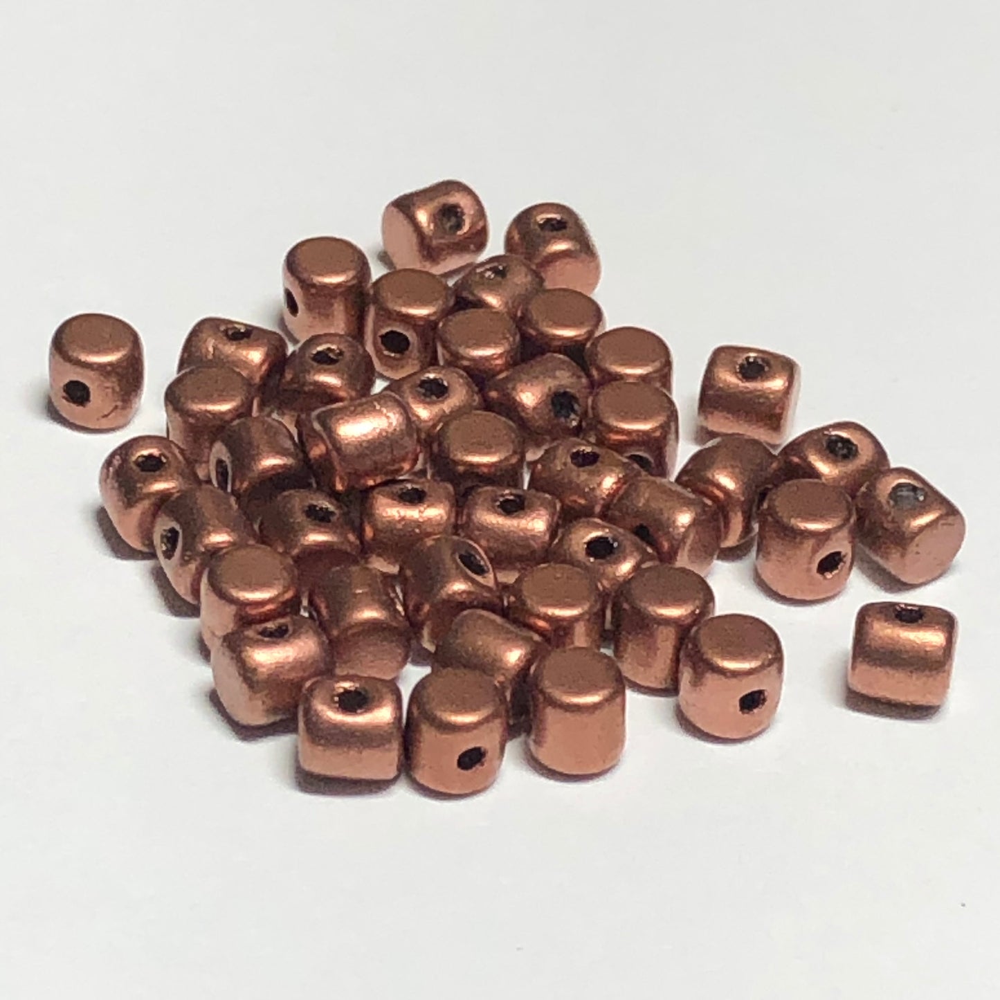 Minos® par Puca® 00030-01780  Matte Copper Gold 2.8 x 3 mm Drum Czech Glass Beads - 5 Grams
