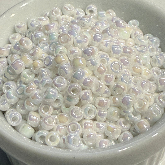 Dyna-Mites™ 8/0 Round Hole Opaque White Rainbow 5032SB Seed Beads - 5 or 10 gm