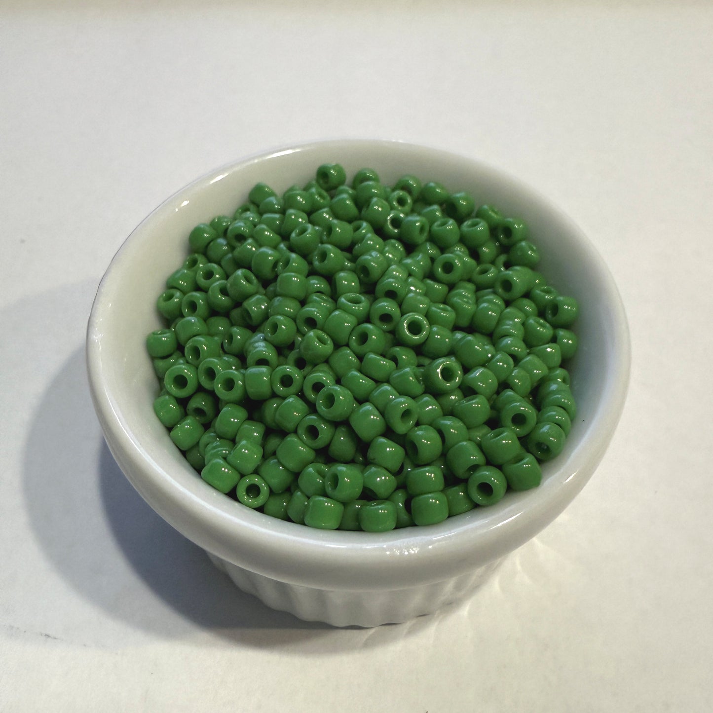 Dyna-Mites™ 8/0 Round Hole Opaque Green 4481SB Seed Beads - 5 or 10 gm