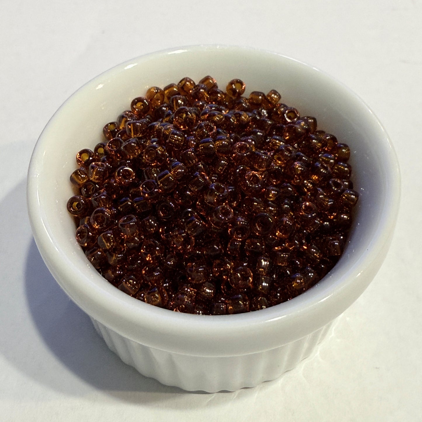 Dyna-Mites™ 8/0 Round Hole Transparent Root Beer 4454SB Seed Beads - 5 gm