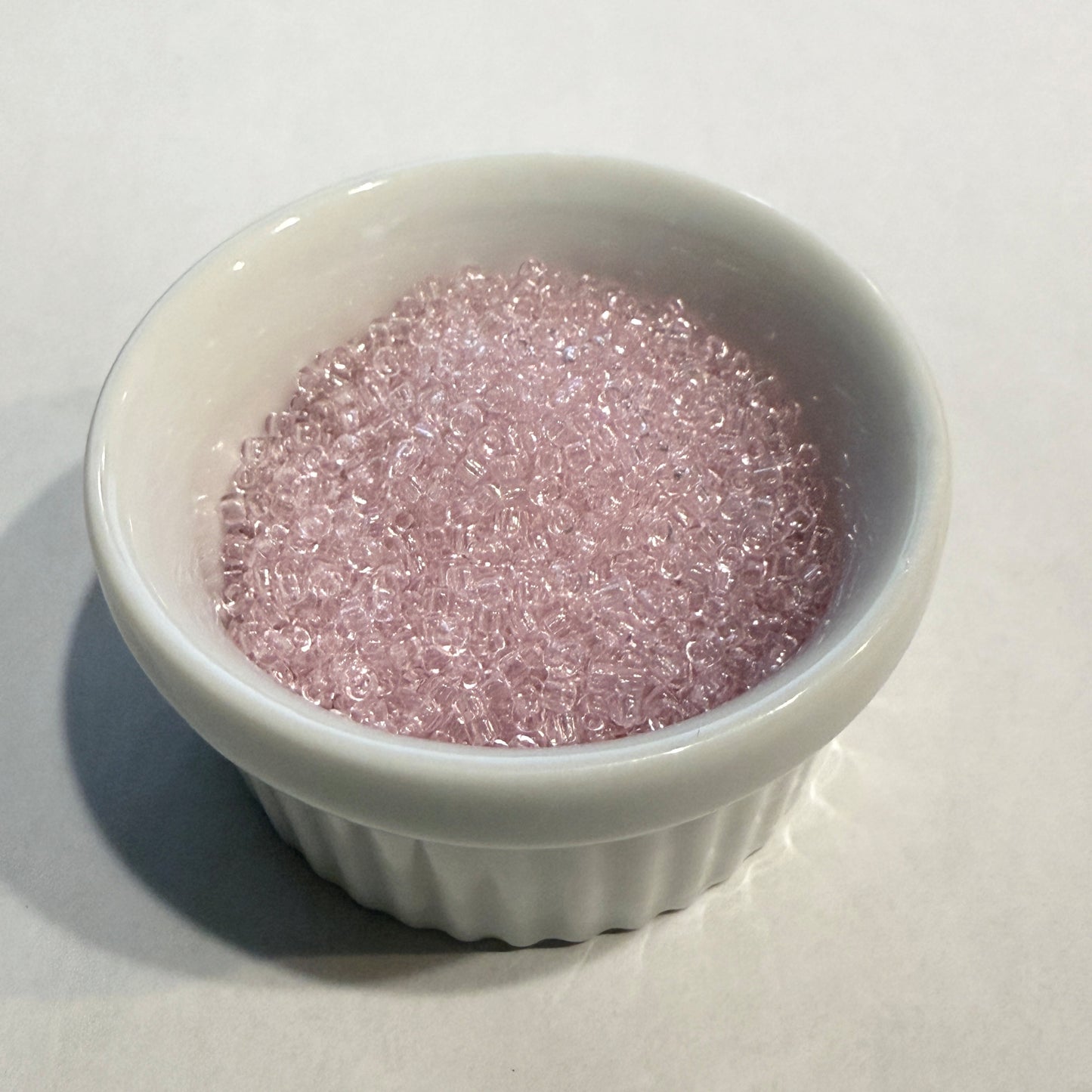 Dyna-Mites™ 11/0 Round Hole Transparent Light Pink 5539SB Seed Beads - 5 gm