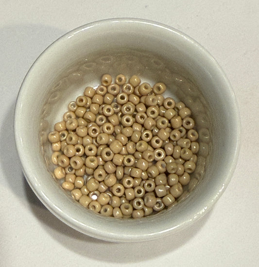 8/0 Opaque Beige Glass Seed Beads - 5 gm