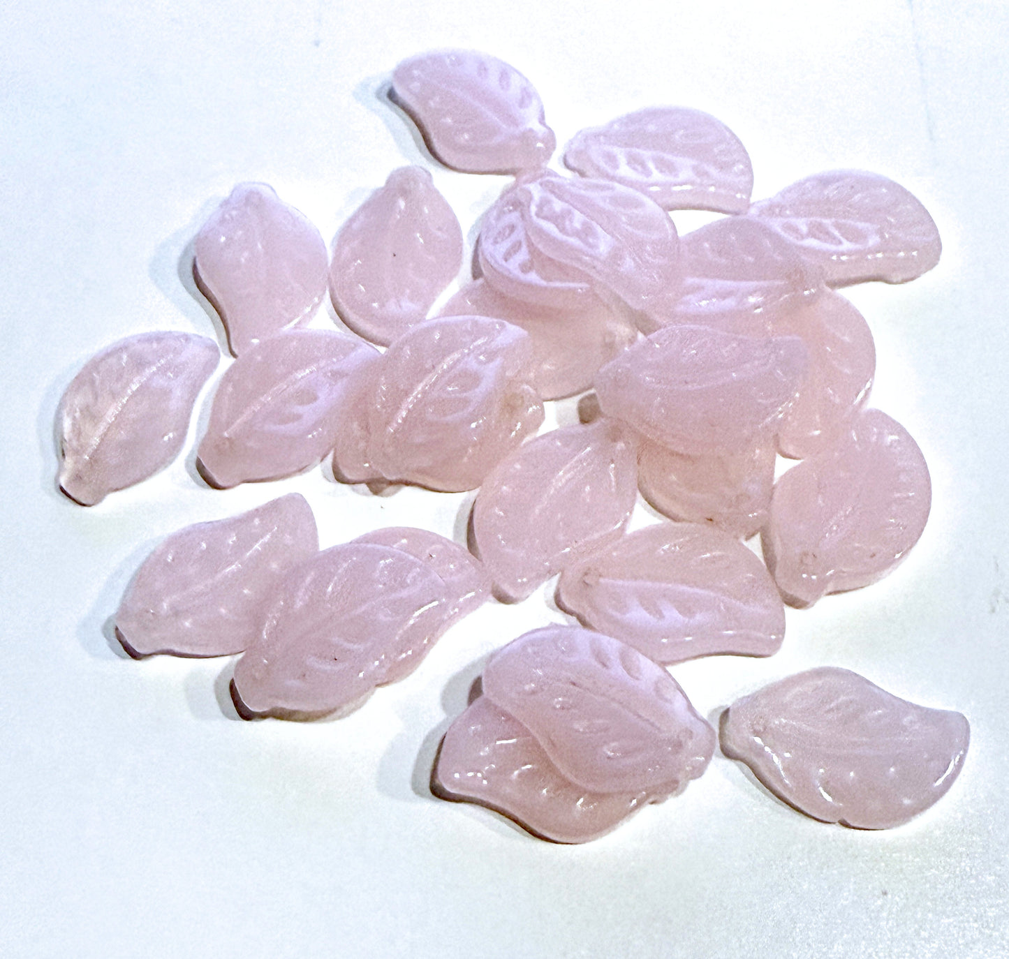 Perles de feuilles de verre rose translucides, 18 x 11 mm, 5 ou 10 perles