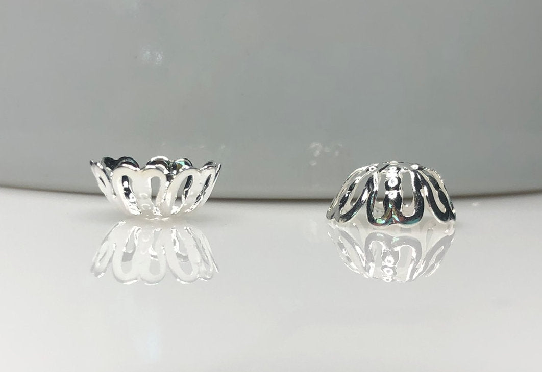 Capuchons de perles en filigrane en laiton plaqué argent, 12 x 5 mm - 2 capuchons