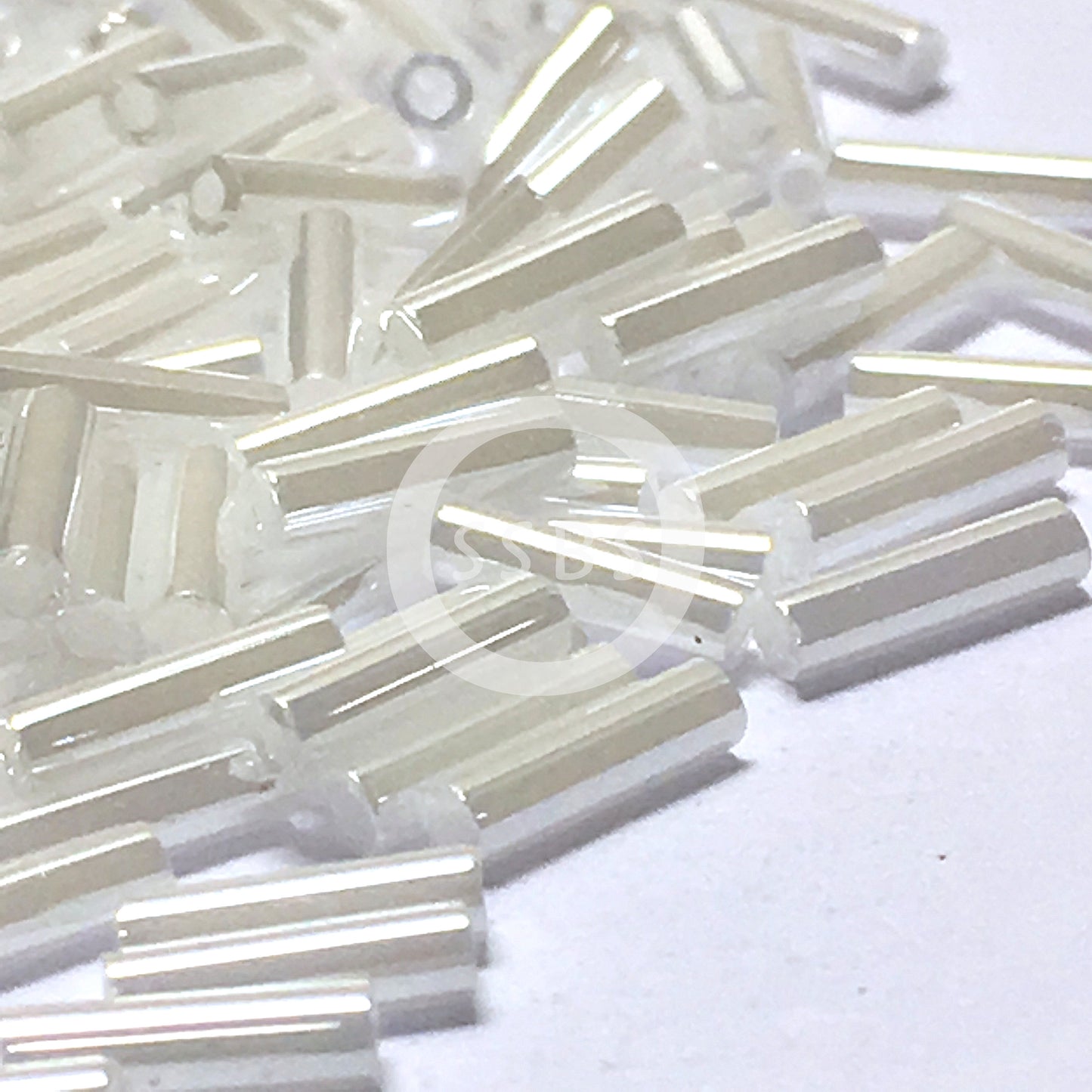 Miyuki BGL2-528 #2 White Pearl Ceylon Bugle Beads, 6 mm - 5 nebo 10 g