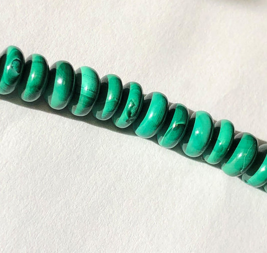 Malachite naturelle 6 x 3 mm Perles rondelles (B, C), fil de 16 pouces - 123 perles