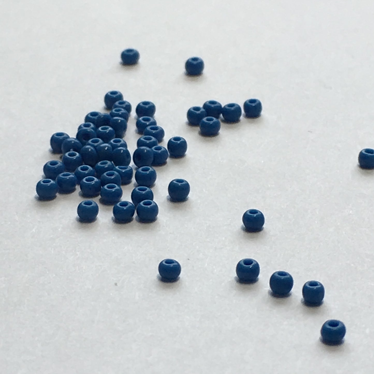 Preciosa 12/0 033210 Opaque Teal Blue Seed Beads, 5 or 10 gm
