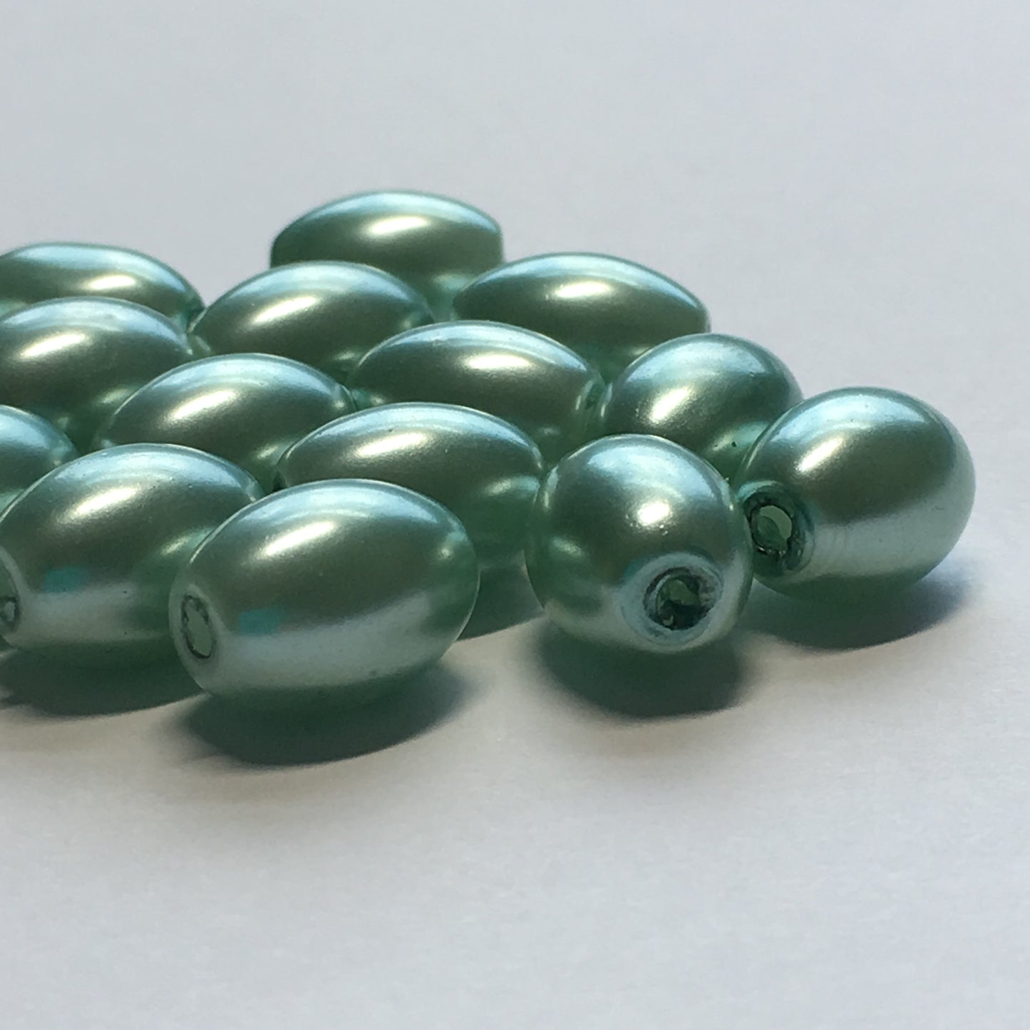 Mint Green Pearl Oval Glass Beads, 11 x 8 mm, 16 Beads