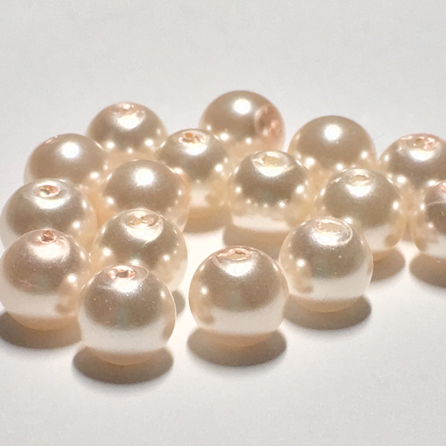 Light Pink Pearl Round Glass Beads, 6 mm, 16 Beads