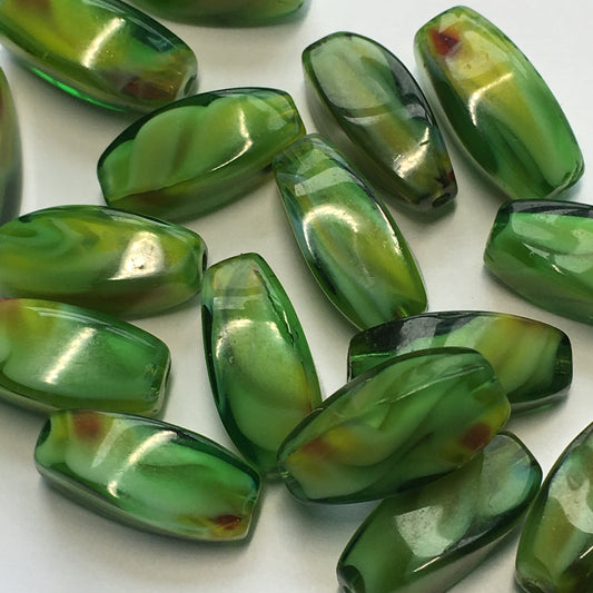 Green Swirl Rectangle Glass Beads, 14 x 6 mm, 22 Beads