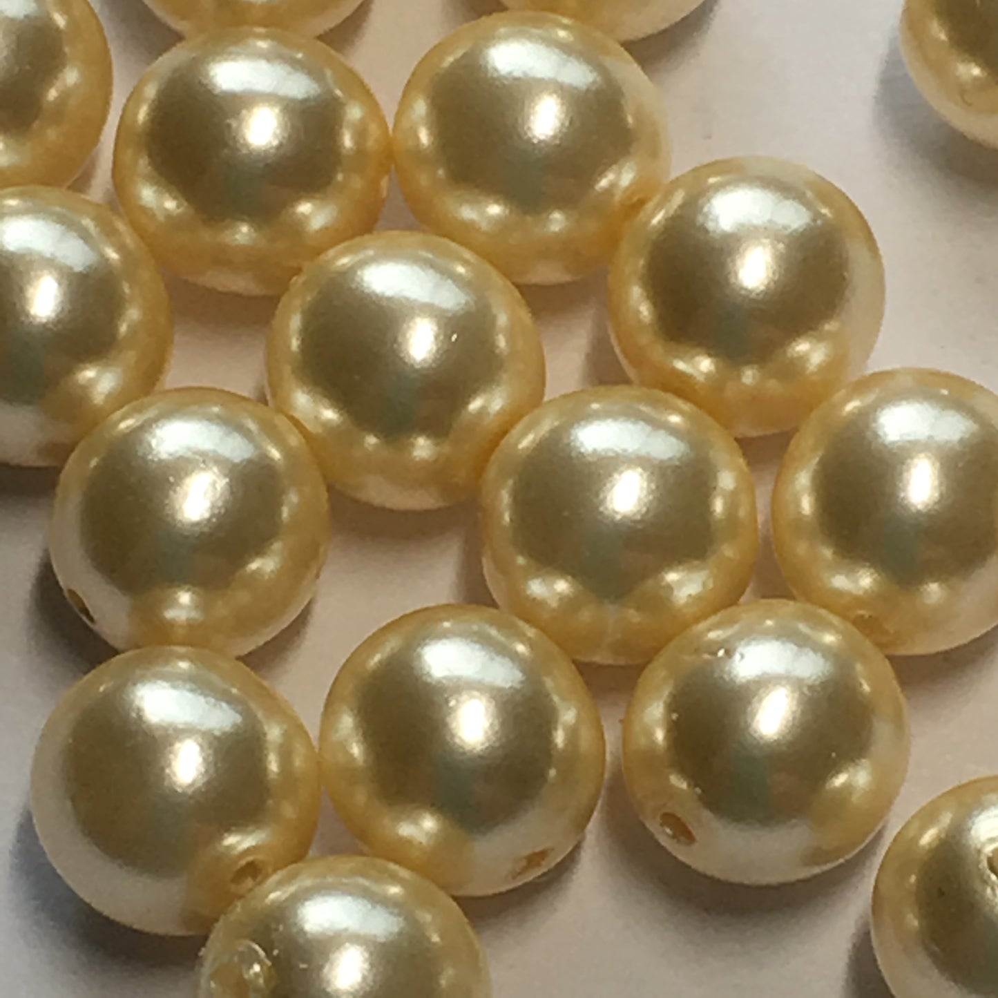 Cream Round Glass Pearls, 6 mm, 25 Pearls