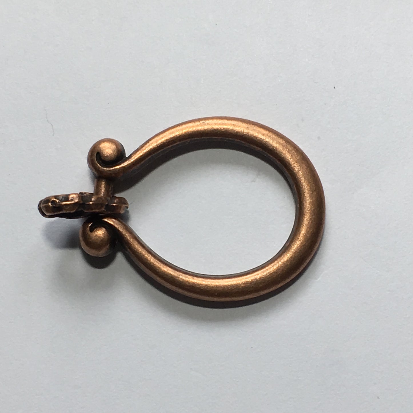 Copper Horseshoe Loop Clasp 25 x 20 mm, Connector 10 x 5 mm - Hook Not Included