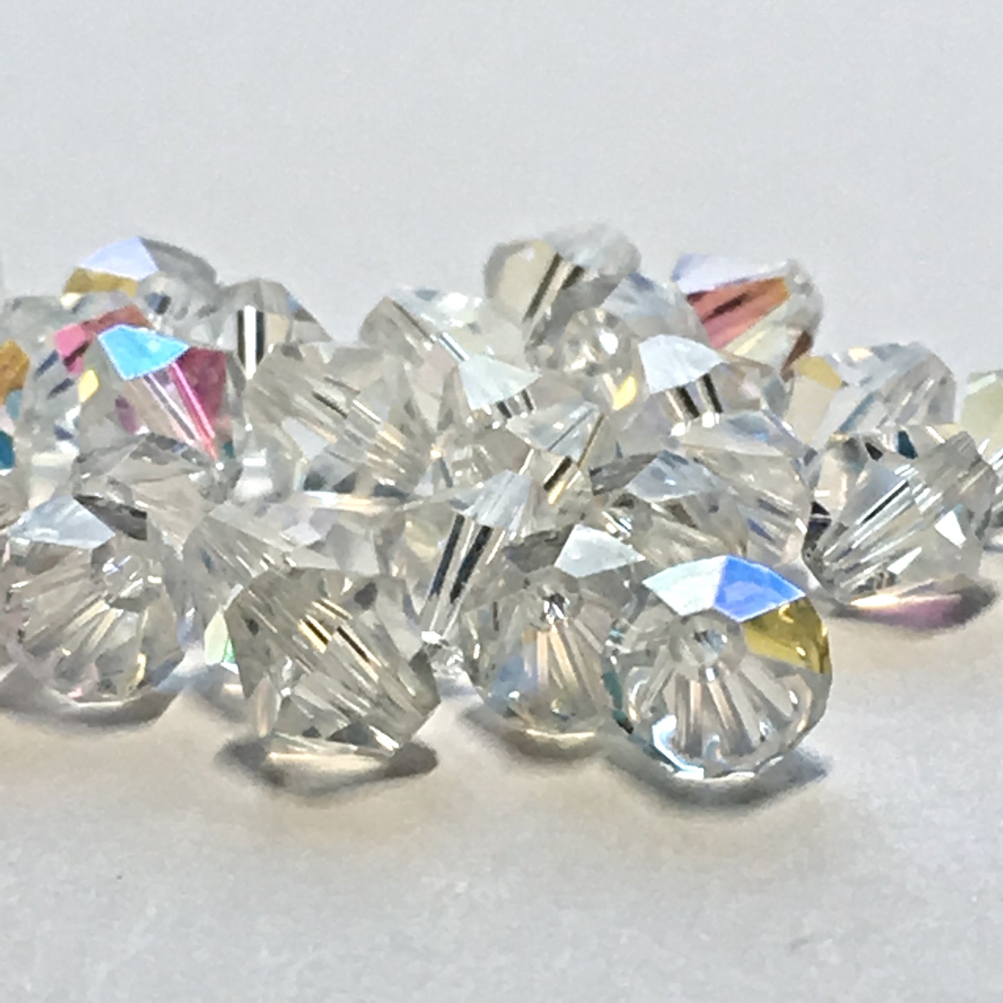 Perles toupies à facettes Swarovski Crystal AB, 6 mm, 16 ou 18 perles