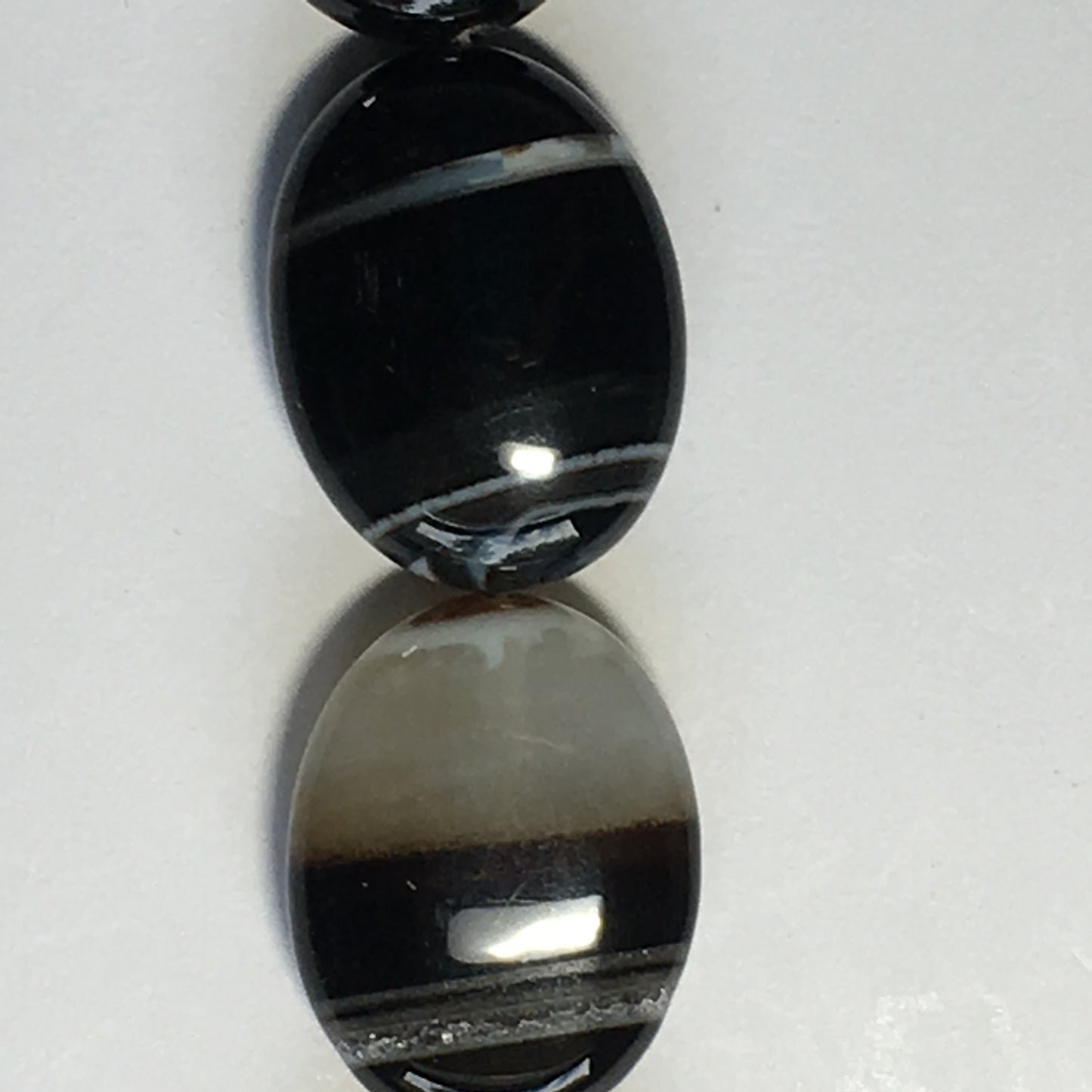 Bead Gallery Banded Onyx Semi-Precious Stone Flat Oval Beads, 20 x 15 mm - 9 Beads