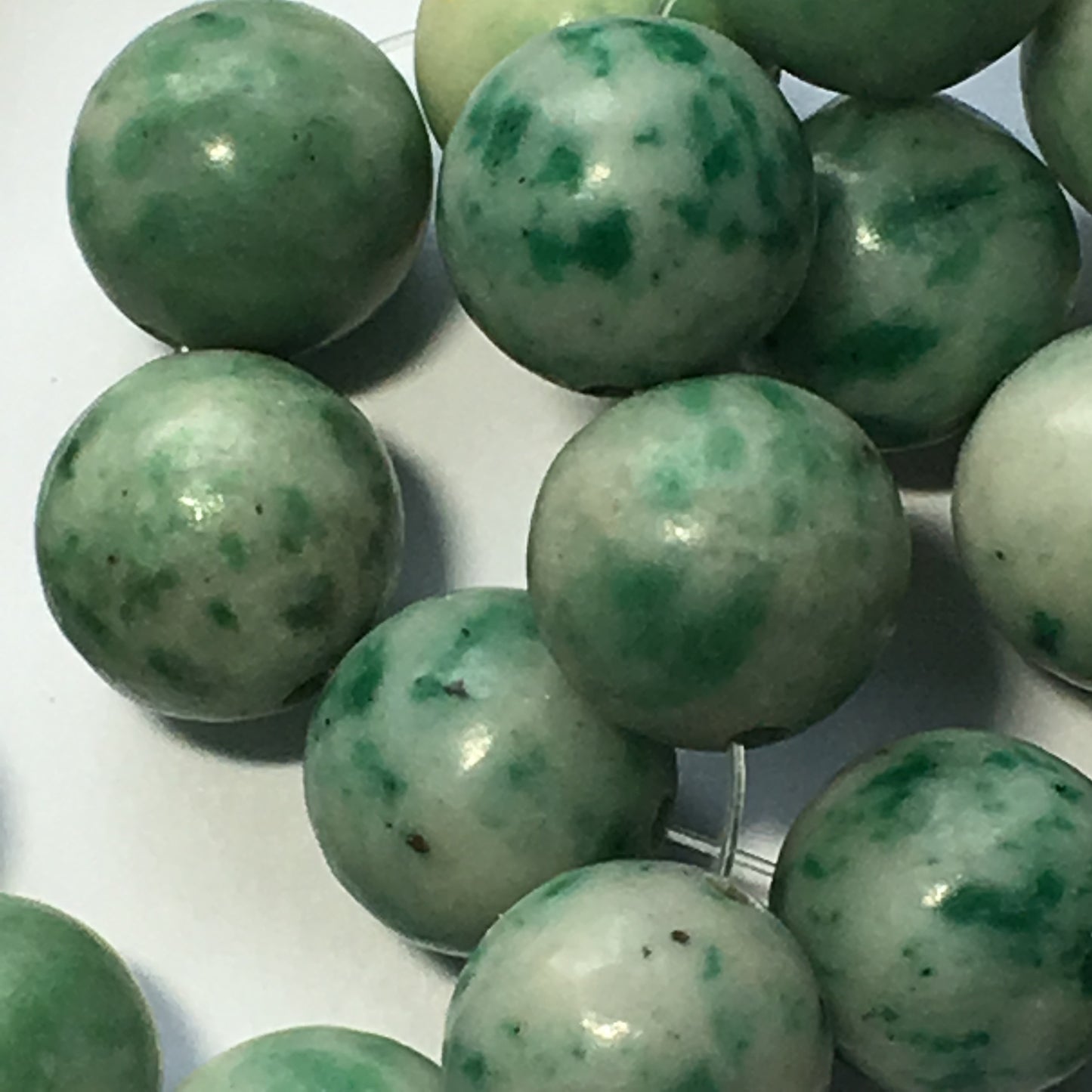 Green Tree Agate Round Beads 10 mm Rounds, Semi-Precious Stone, 14-Inch Strand, 38 Beads