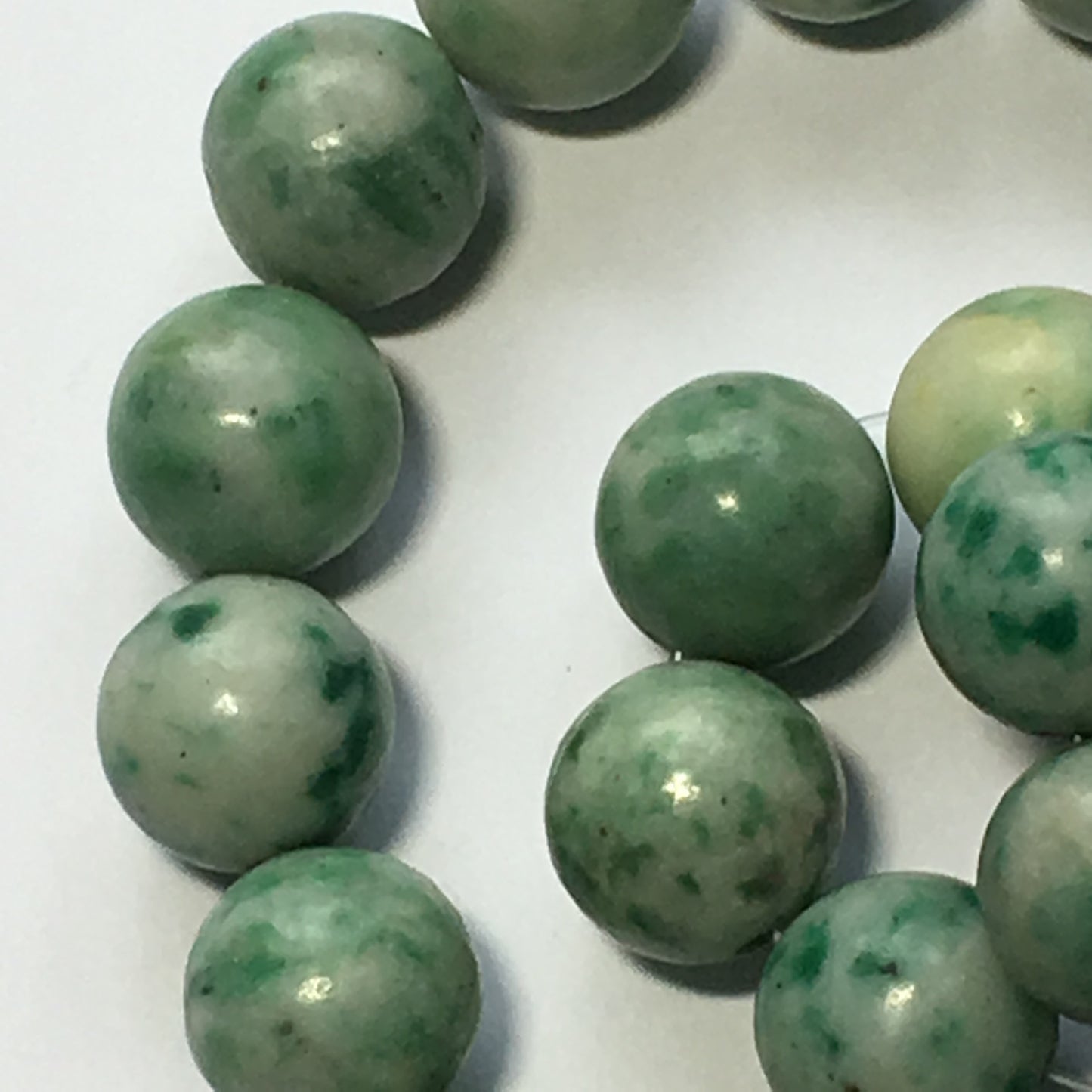 Green Tree Agate Round Beads 10 mm Rounds, Semi-Precious Stone, 14-Inch Strand, 38 Beads