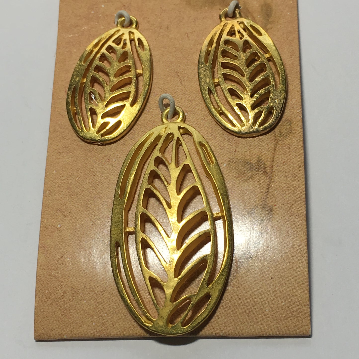 Organics Leaf Pendant and Earring Findings Set - Gold Color 45 and 30 mm
