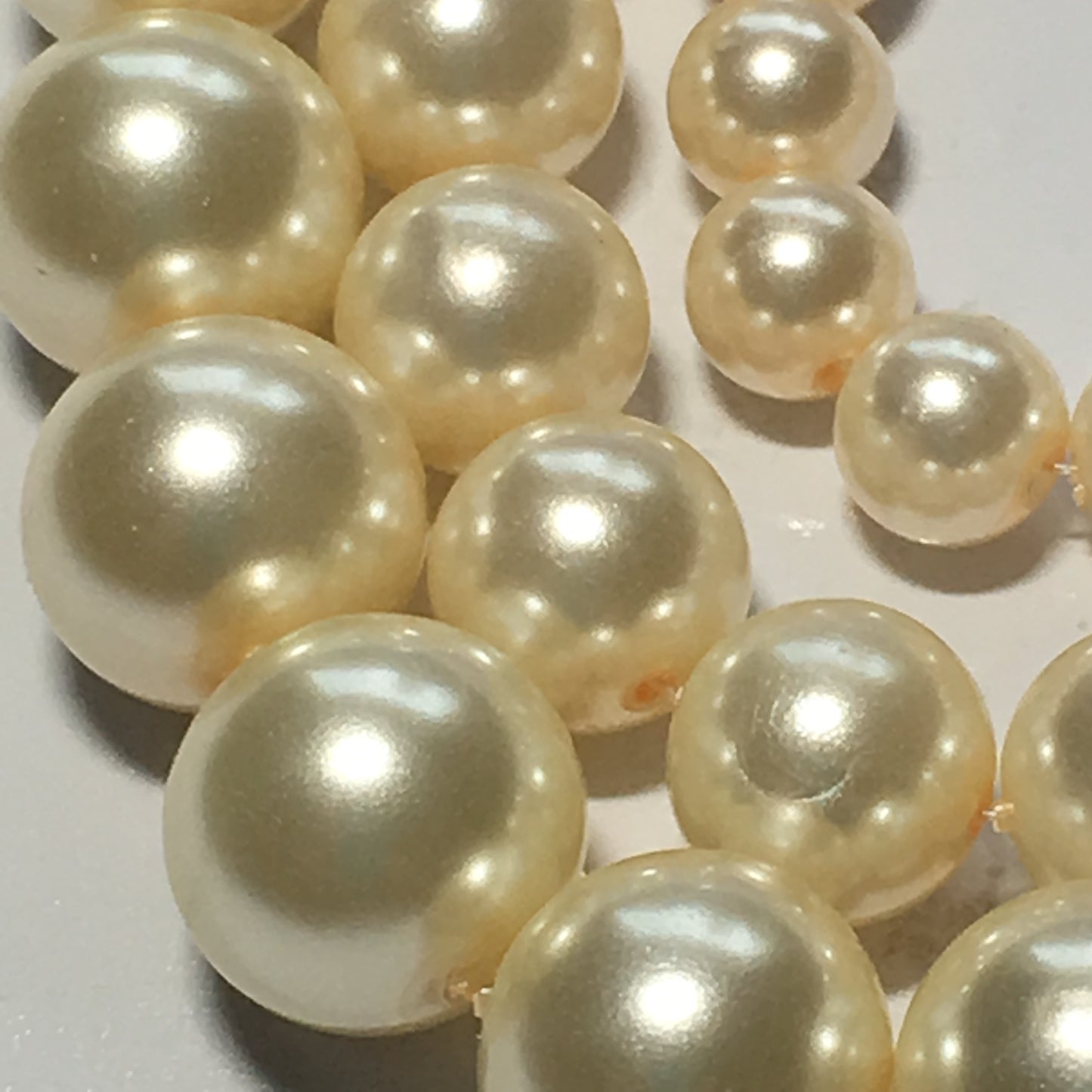 Cream Round Pearl Mix by Fashion Glass 6, 8 and 10 mm - 36 Beads