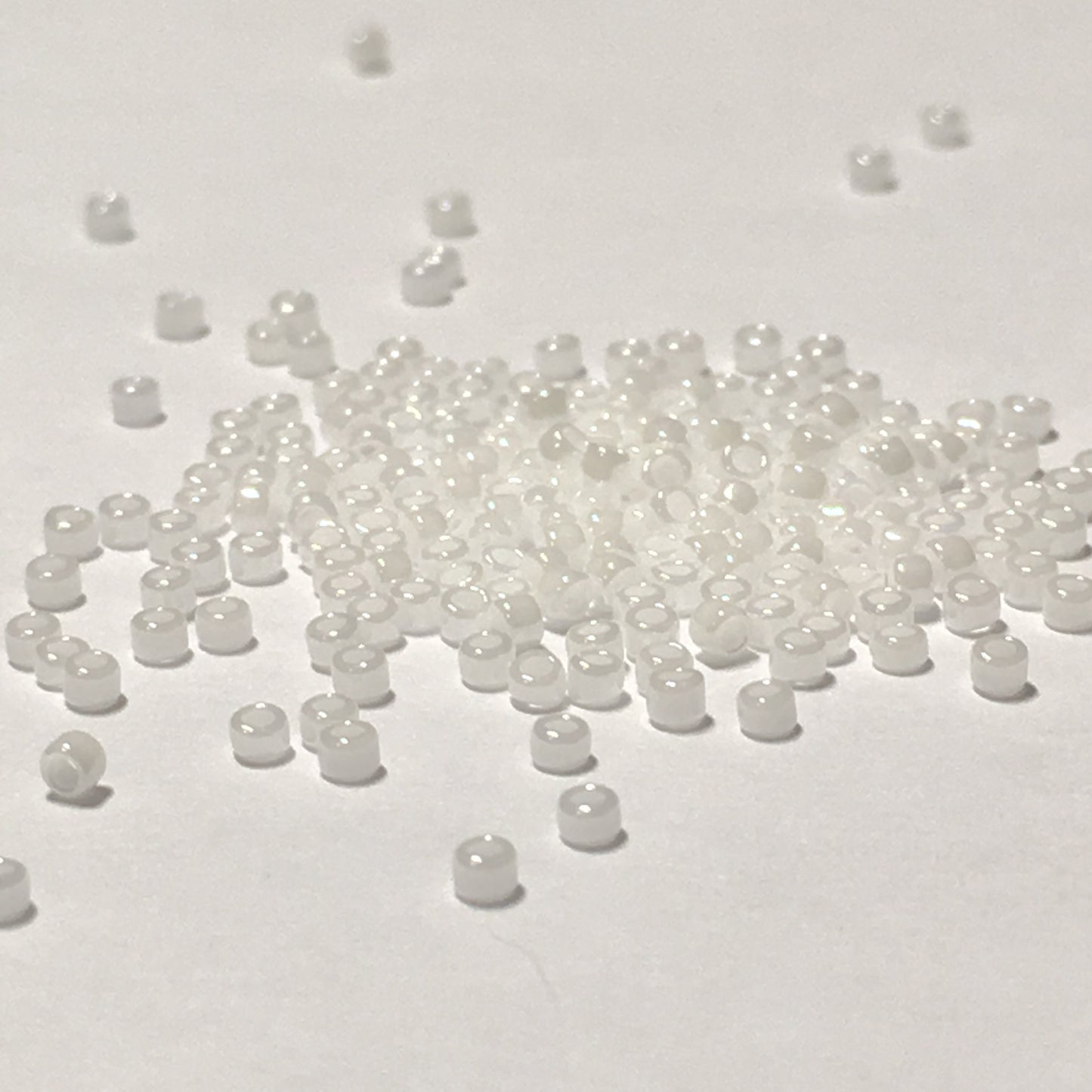 TOHO TR-15-121 Opaque White Luster Seed Beads, 5 gm
