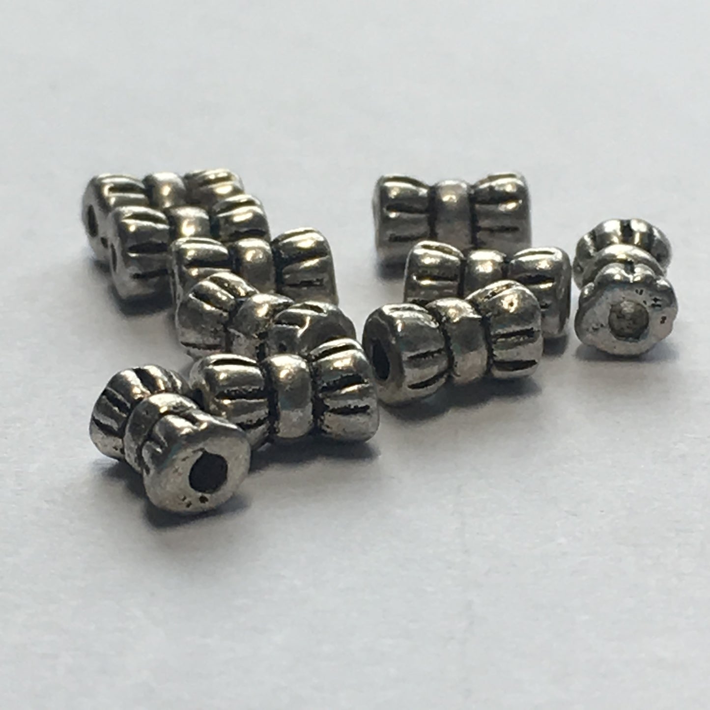 Perles de tube à nœud en argent antique, 6 x 3 mm - 10 perles