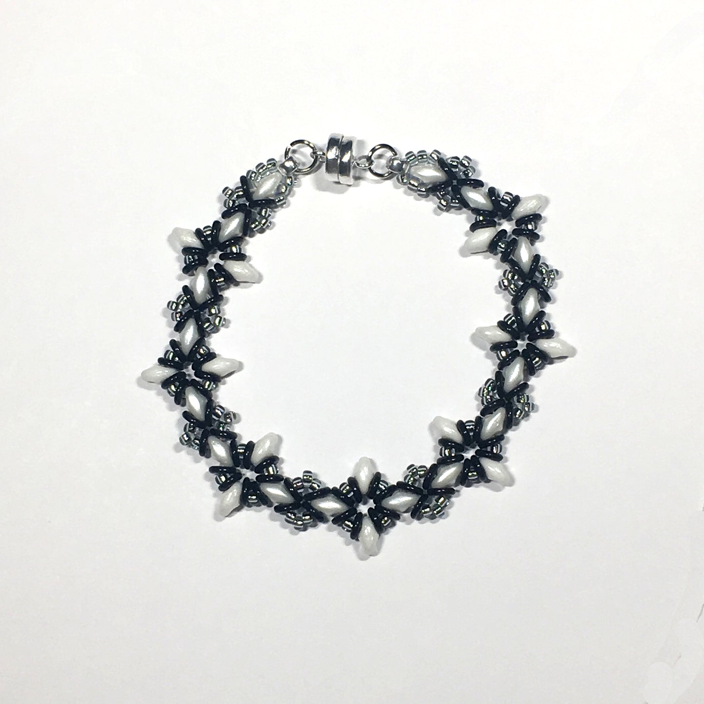 Oh, My Stars Bracelet Black / White / Silver PDF Tutorial/Instructions